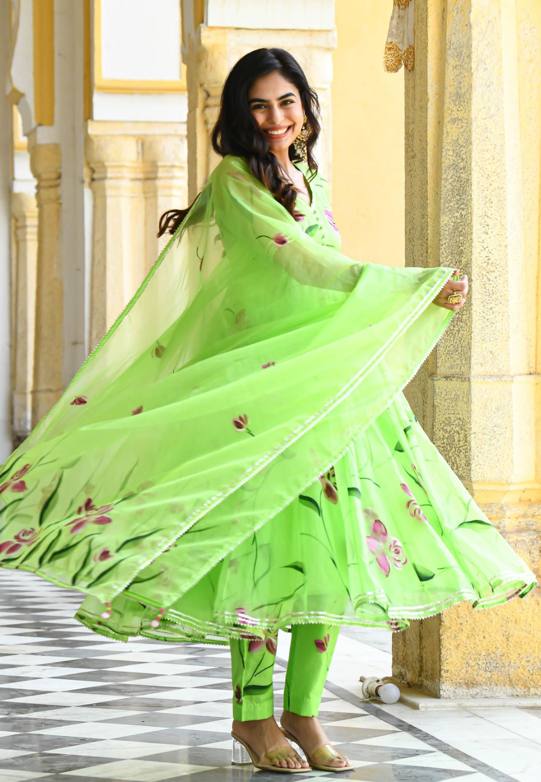VIBRANT GREEN HANDPAINTED ORGANZA SUIT SET
