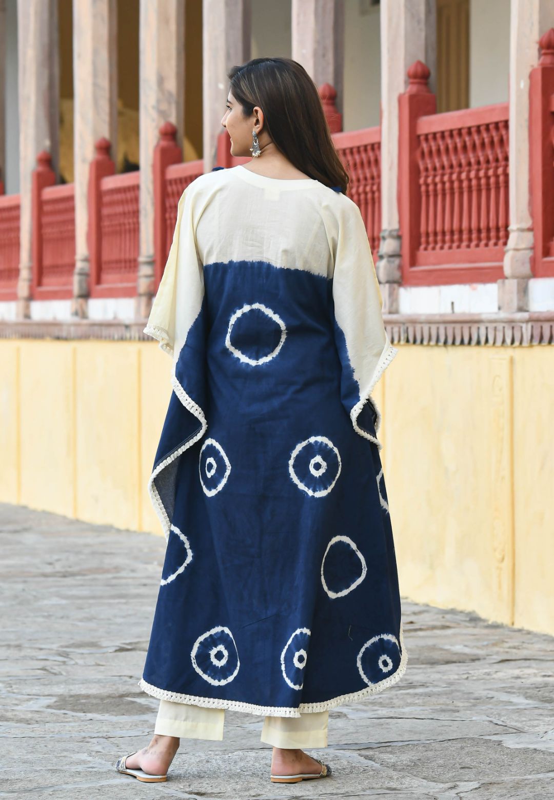 CREME BLUE SHIBORI KAFTAN SET