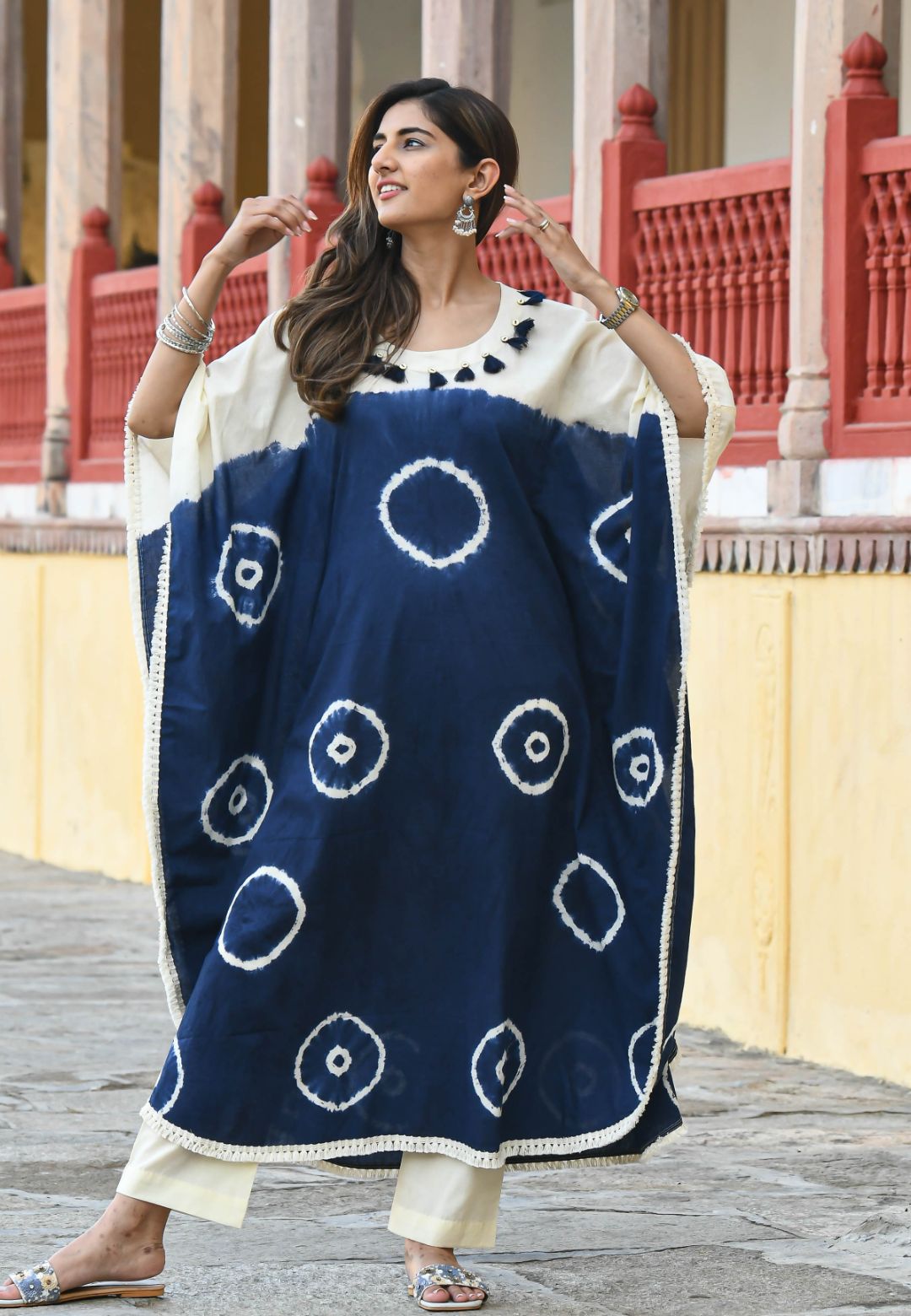 CREME BLUE SHIBORI KAFTAN SET