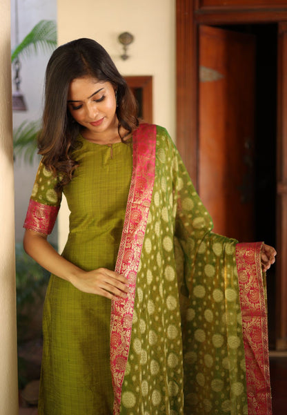 GREEN RACHNA CHANDERI SUIT SET