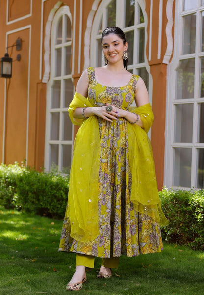 MUSTARD GREEN HETVI COTTON SUIT SET