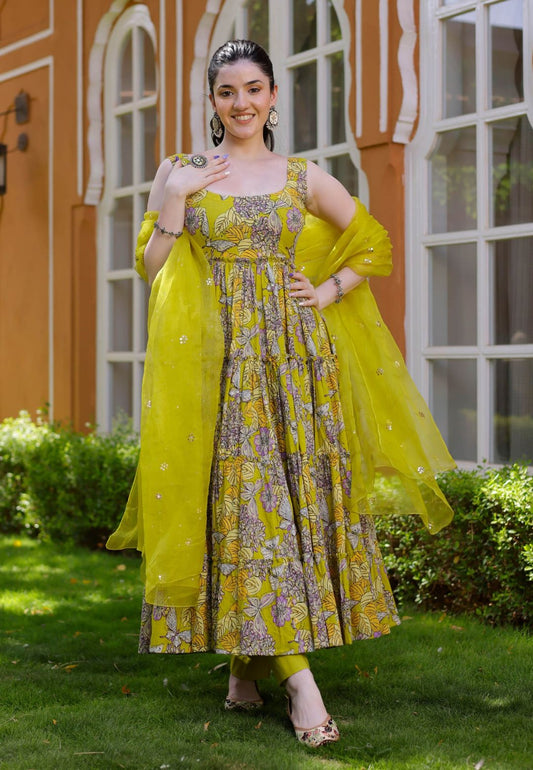MUSTARD GREEN HETVI COTTON SUIT SET