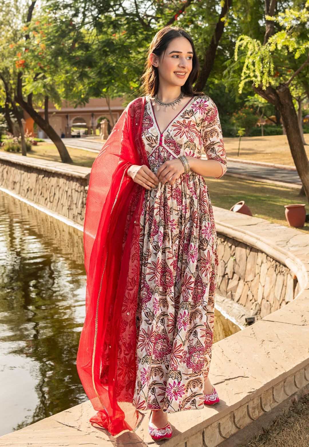 RED WHITE MAHUA COTTON SUIT SET