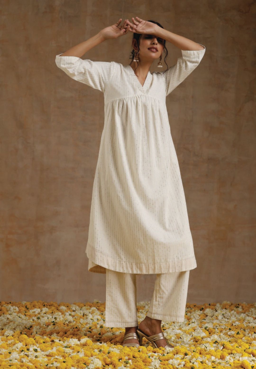 WHITE IVORY GOLD COTTON V NECK KURTA SET