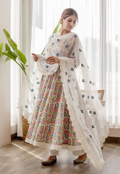 WHITE DAHLIA COTTON ANARKALI SUIT SET