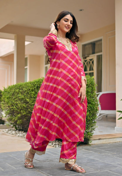 PINK SILK DORI LEHERIYA KURTA SET