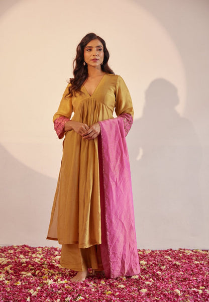 SUN HARA TISSUE SILK KURTA SET