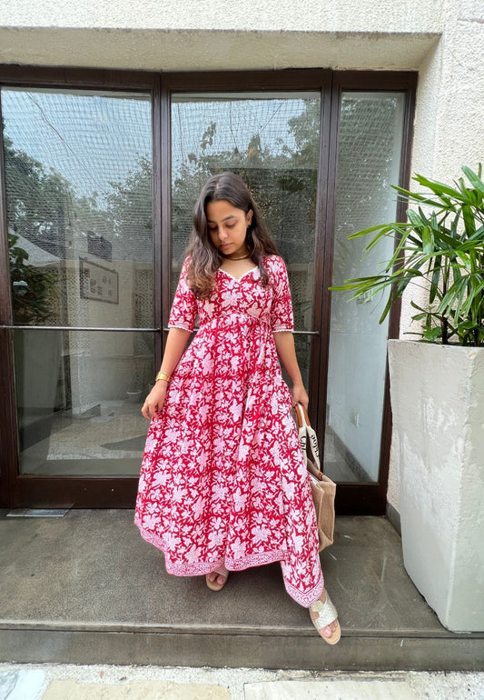 PINK FLORAL NYRA KURTA SET