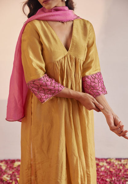 SUN HARA TISSUE SILK KURTA SET