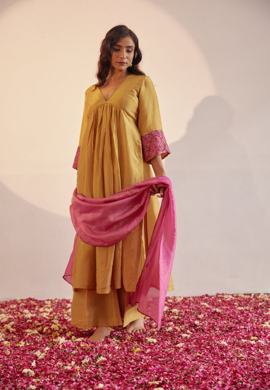 SUN HARA TISSUE SILK KURTA SET