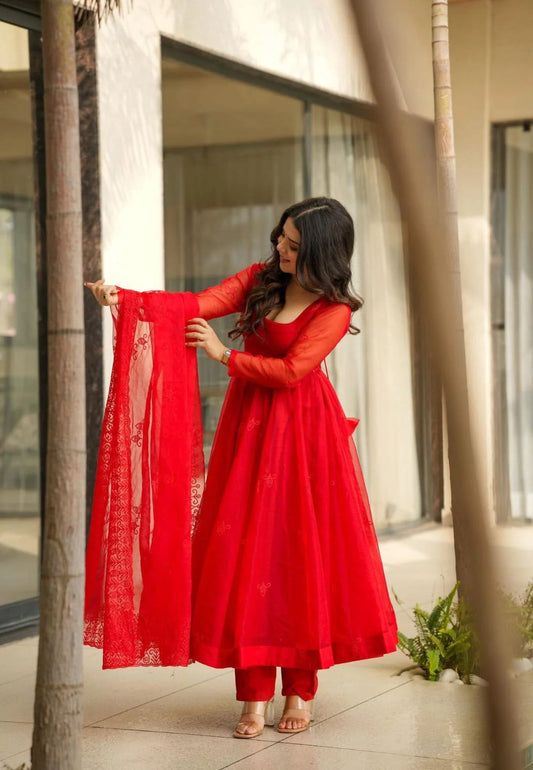 RED ORGANZA ANARKALI SUIT SET