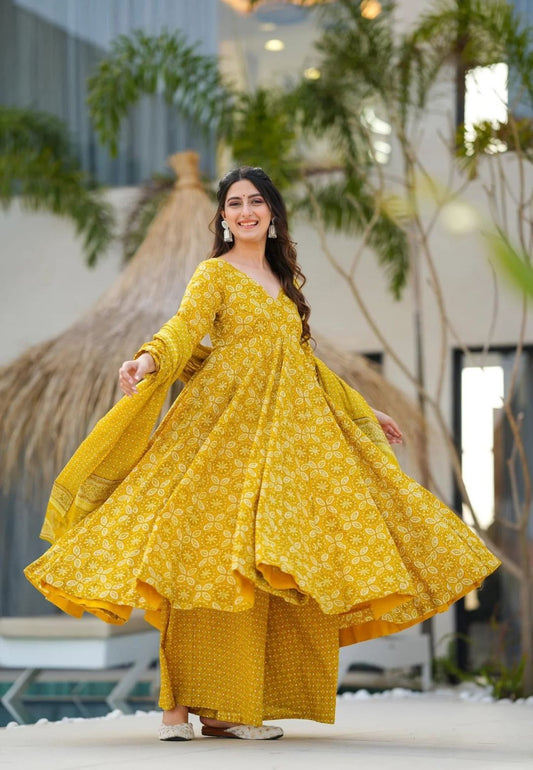 YELLOW VASTRA COTTON SUIT SET