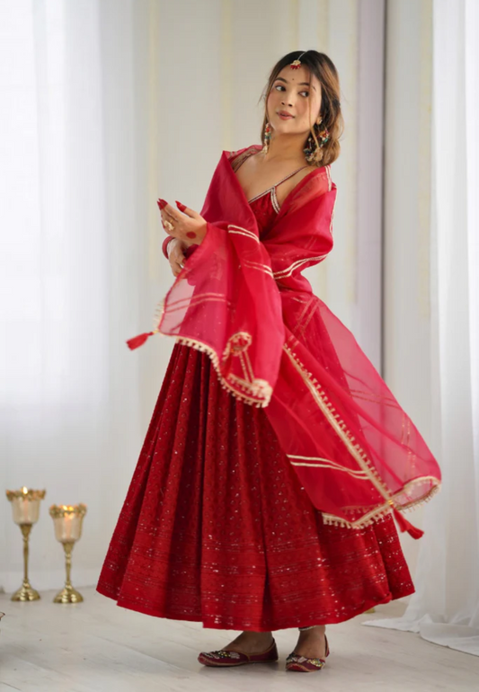 MAROON PRIYASI SLEEVELESS CHIKANKARI SUIT SET