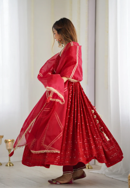 MAROON PRIYASI SLEEVELESS CHIKANKARI SUIT SET