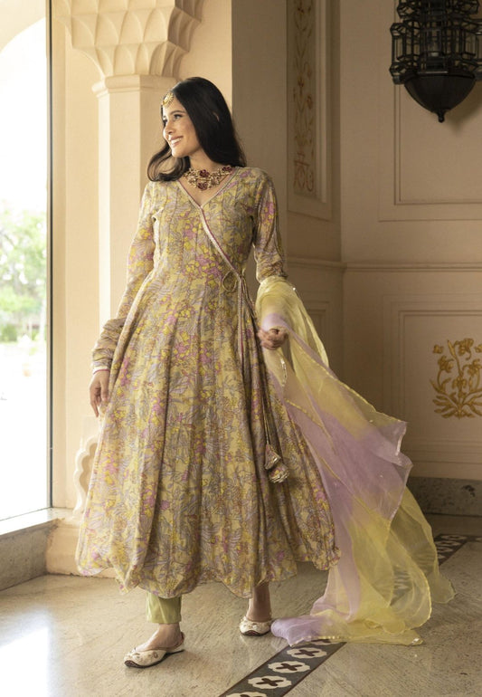 PALE YELLOW CHANDERI ANGRAKHA SUIT SET