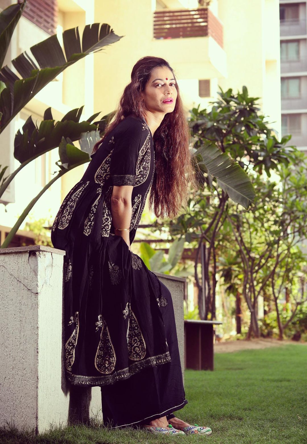 BLACK BELLA MUGHAL HANDBLOCK SET