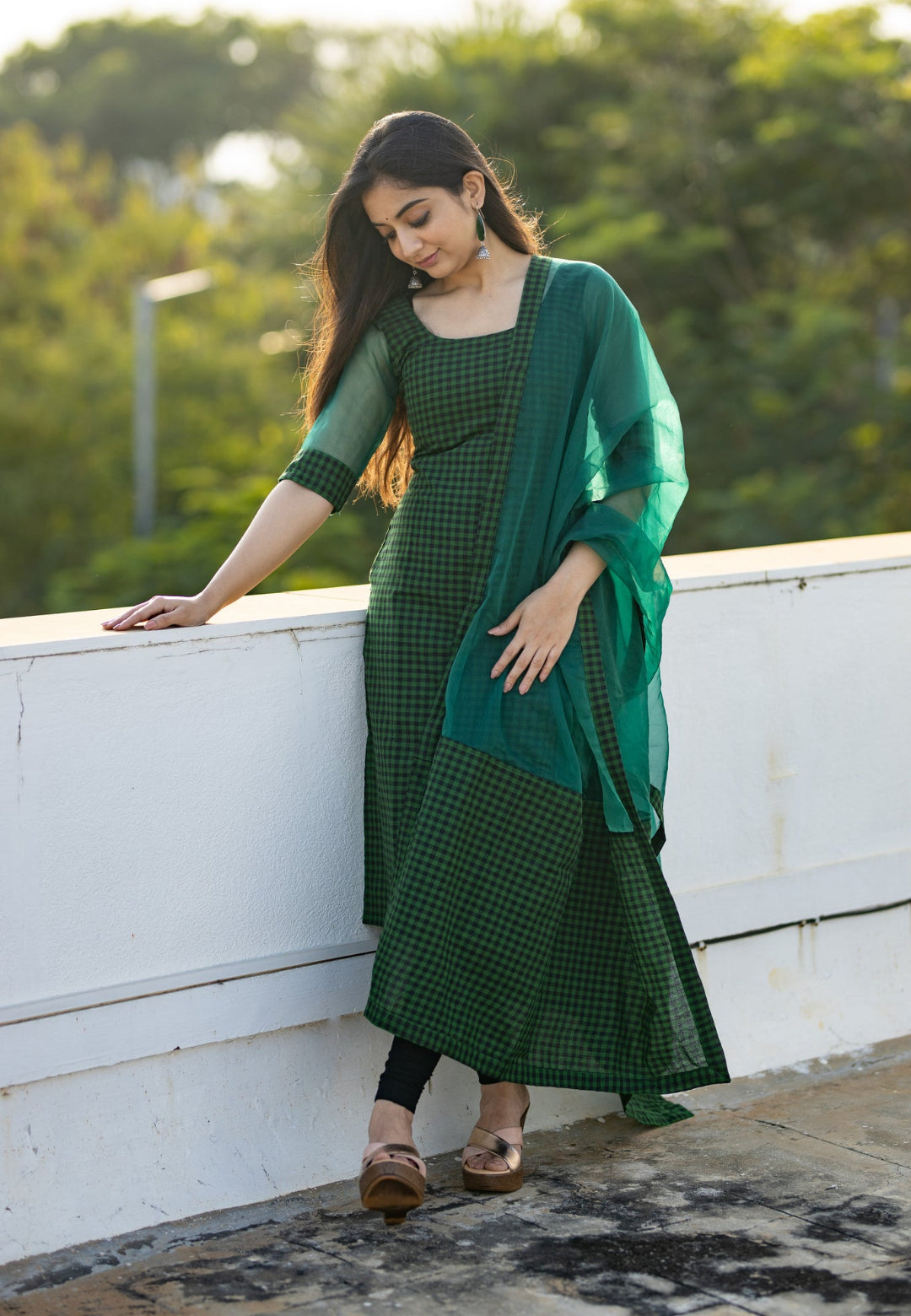 BOTTLE GREEN CHECKERED KURTA SET