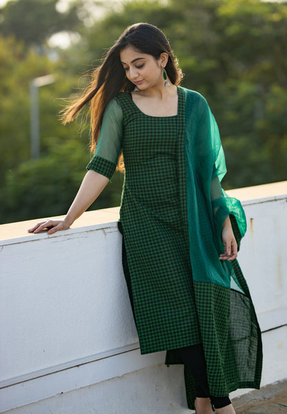 BOTTLE GREEN CHECKERED KURTA SET