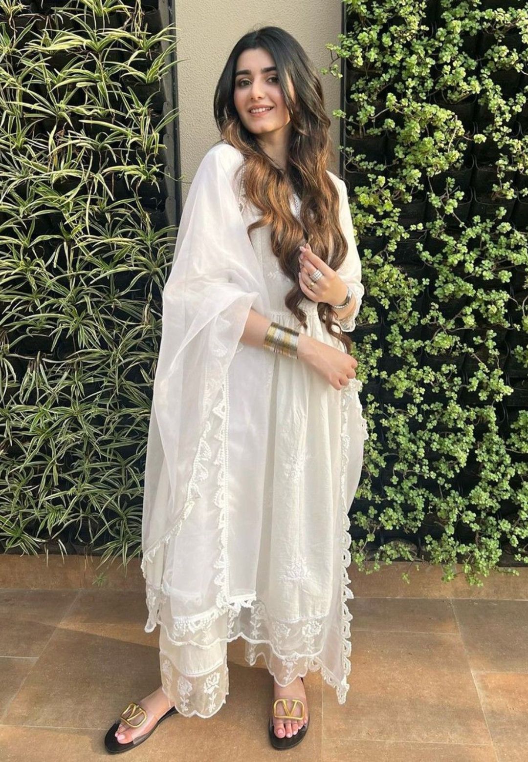 OFF WHITE COTTON CHIKANKARI SUIT SET