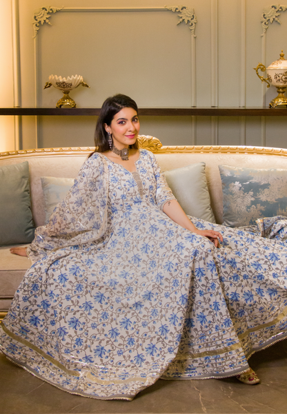 PASTEL WHITE SEHRISH GOTA SUIT SET
