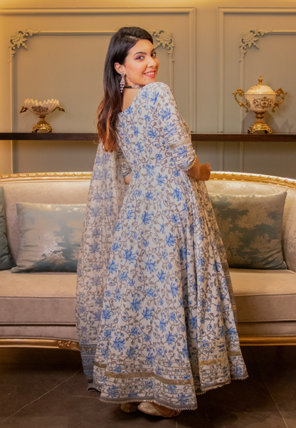 PASTEL WHITE SEHRISH GOTA SUIT SET