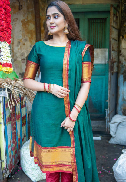 MANDARA GREEN COTTON STRAIGHT SUIT SET