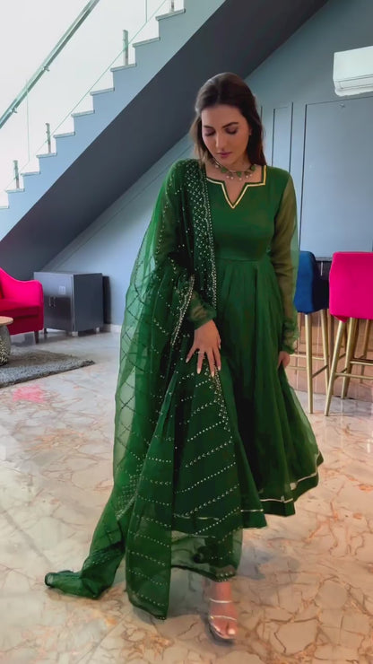 GREEN ORGANZA SUIT SET