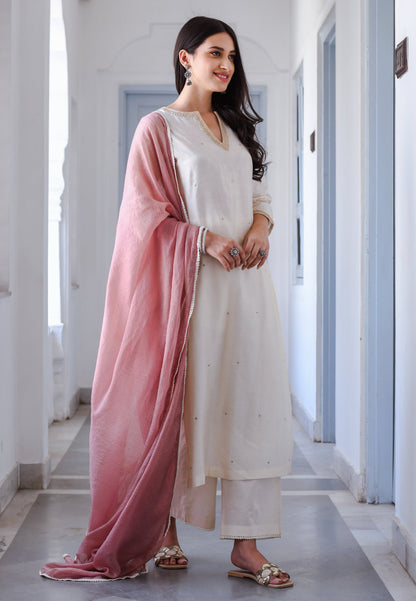 IVORY WHITE ADHRITA SUIT SET