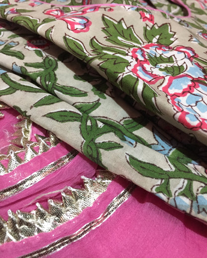 FLORAL KURTA SET - Avino Atelier 
