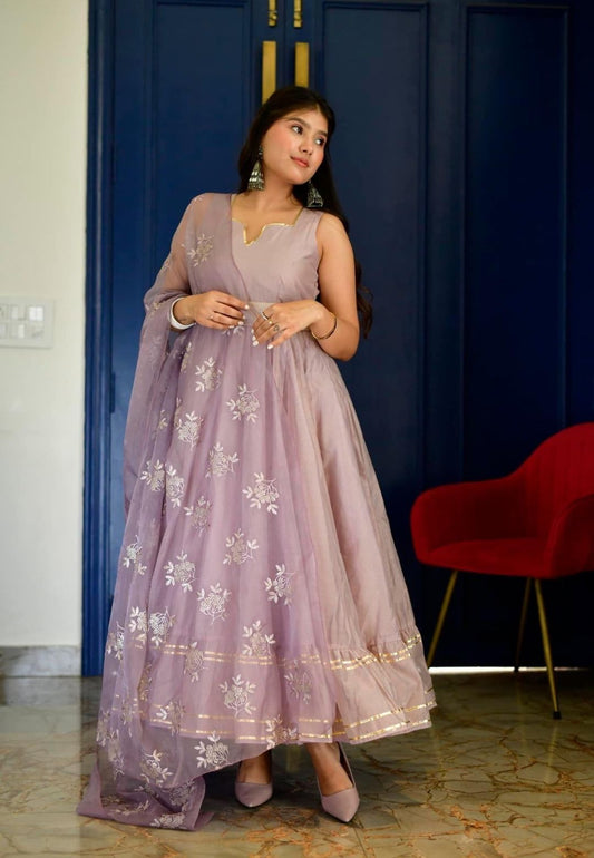 QUEEN PINK CHANDERI ANARKALI SUIT SET