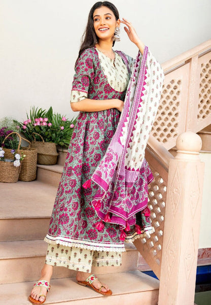 FLOWY GREEN RED COTTON ANARKALI SUIT SET