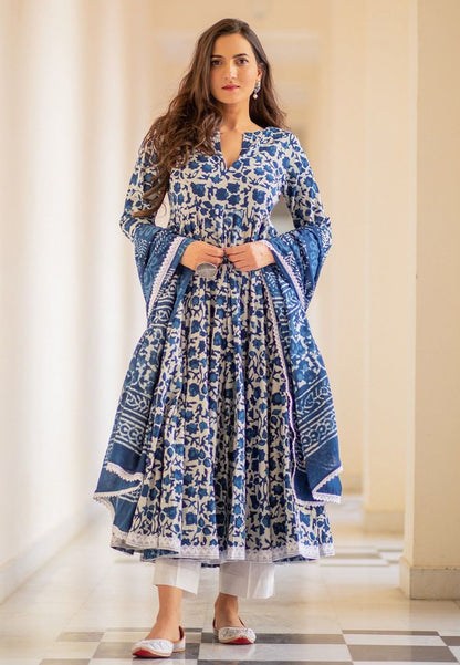 INDIGO WHITE DABU HANDBLOCKED SUIT SET