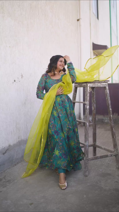 GREEN VAIREA CHANDERI ANARKALI SUIT SET