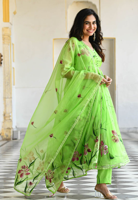 VIBRANT GREEN HANDPAINTED ORGANZA SUIT SET