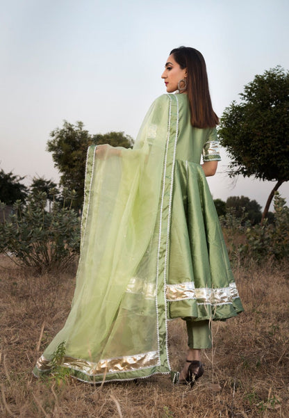 GREEN SILK TAFETA SUIT SET